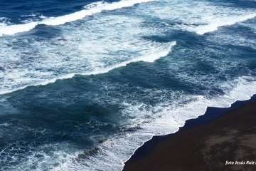 Y llegó el verano de la pandemia (Foto Jesús Ruiz Mesa)